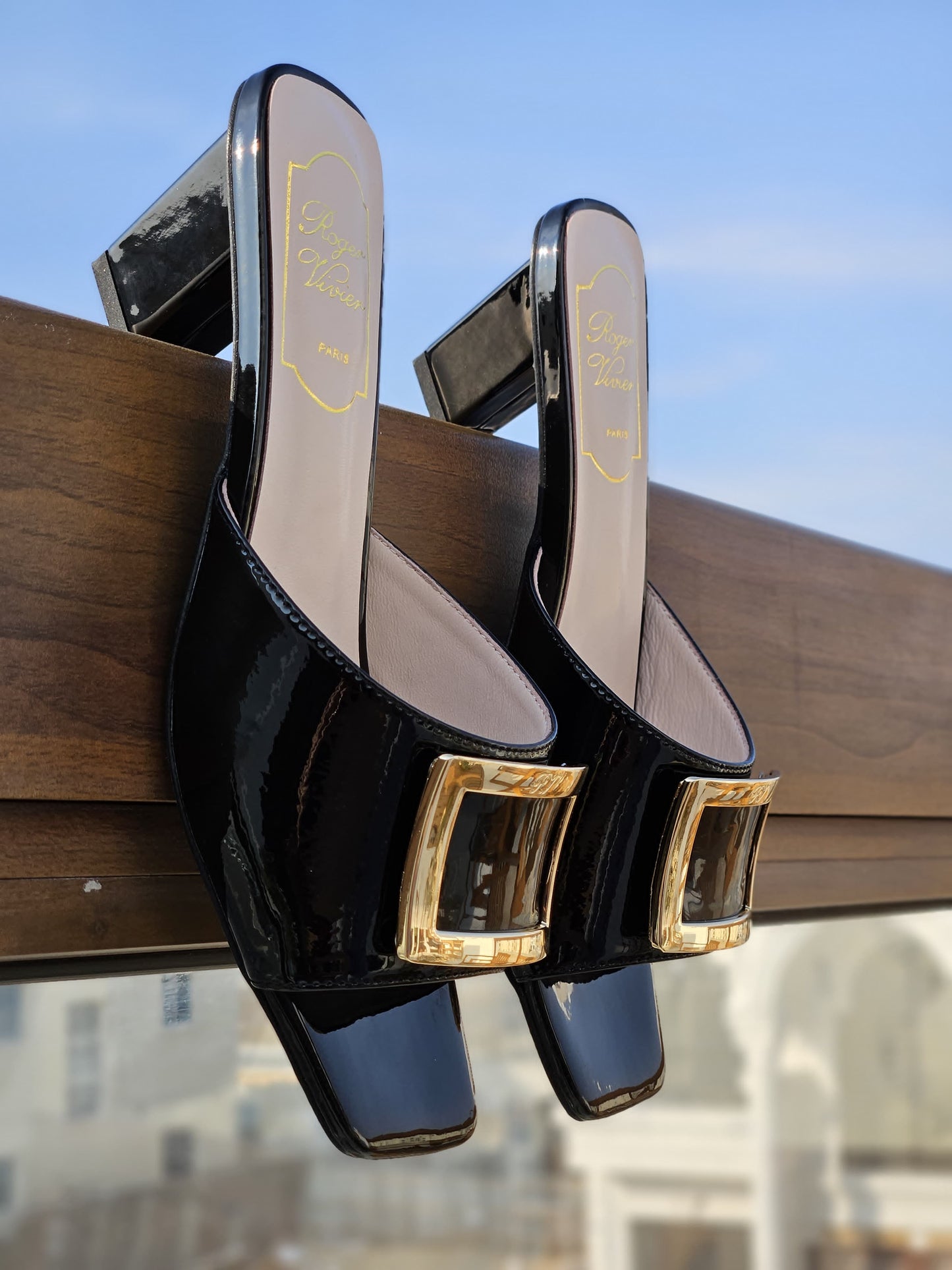 Roger Vivier Trompette Mid-heel