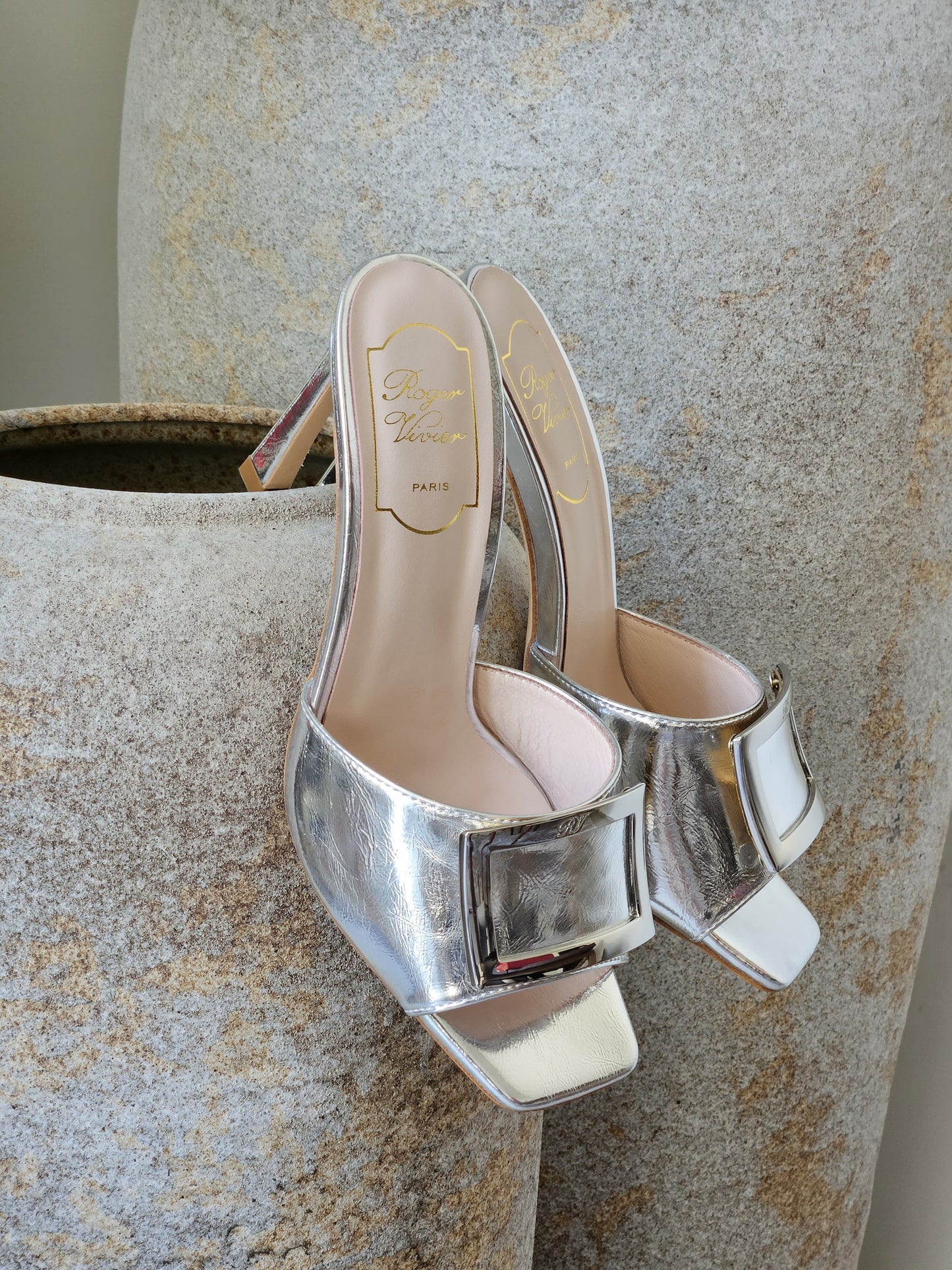 ROGER VIVIER