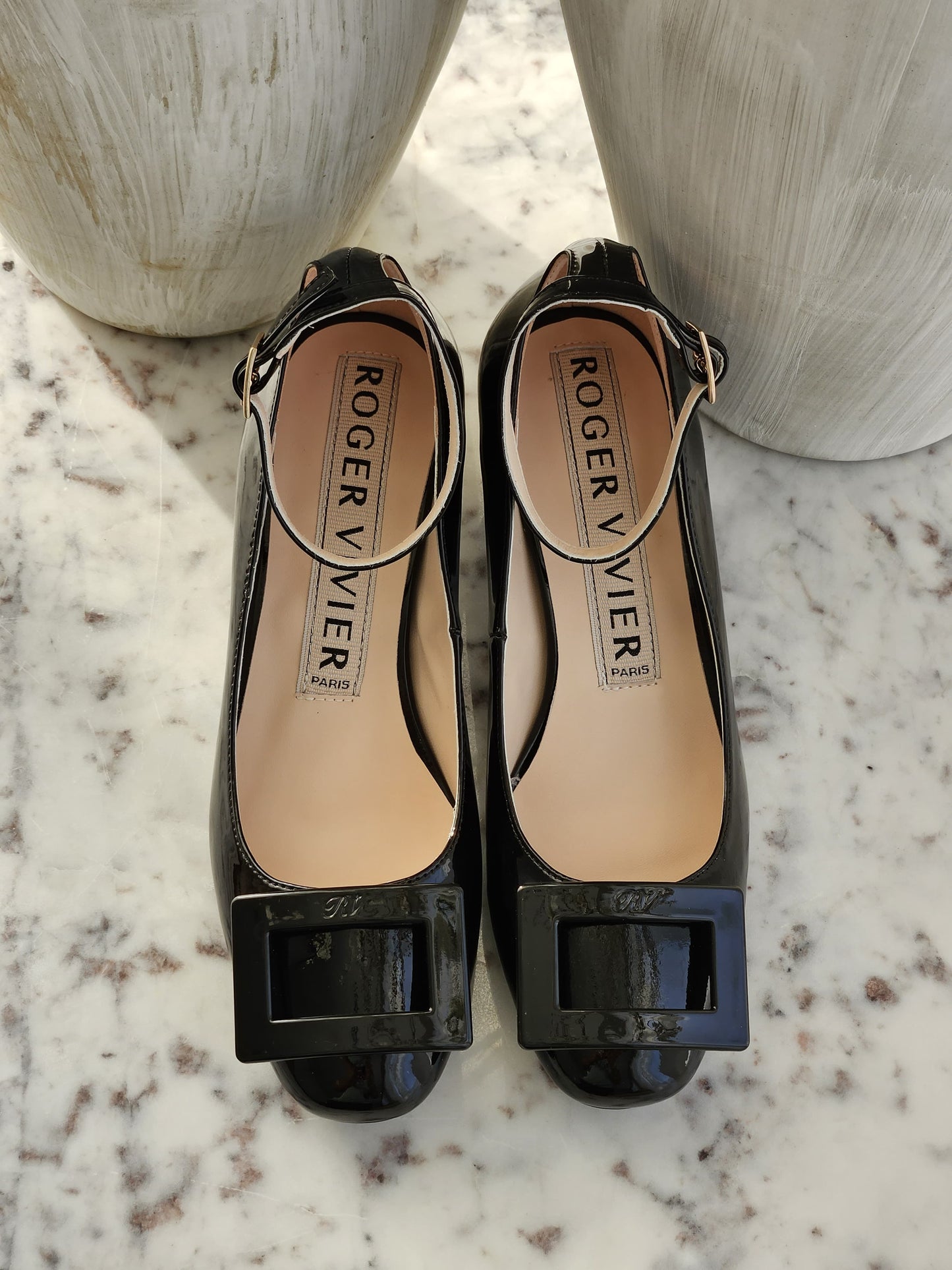 ROGER VIVIER