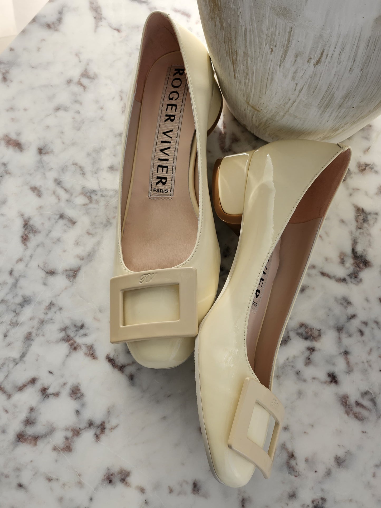 ROGER VIVIER