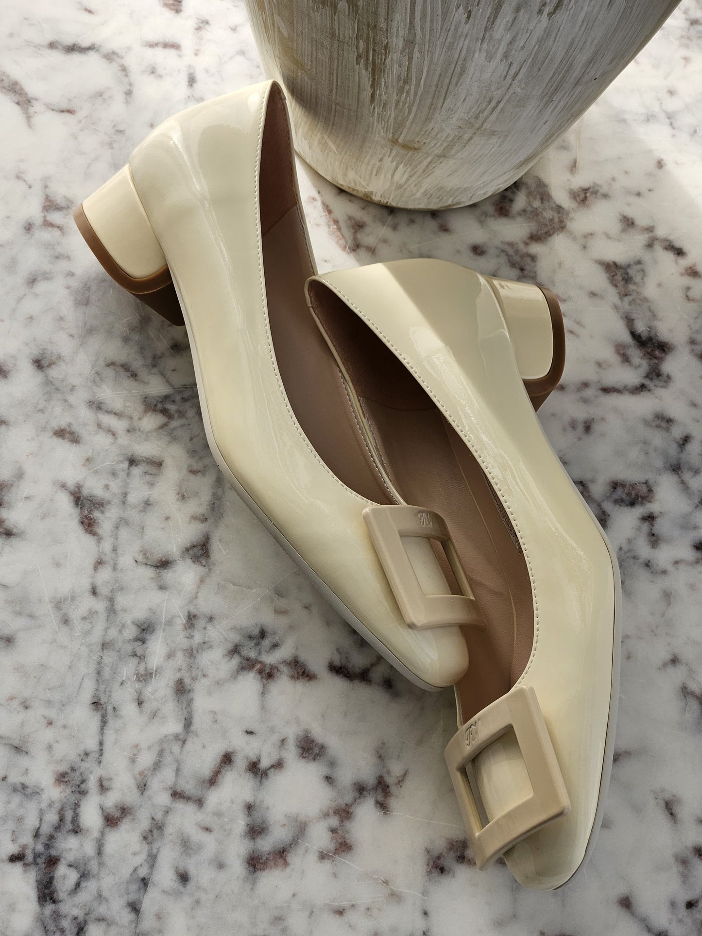 ROGER VIVIER