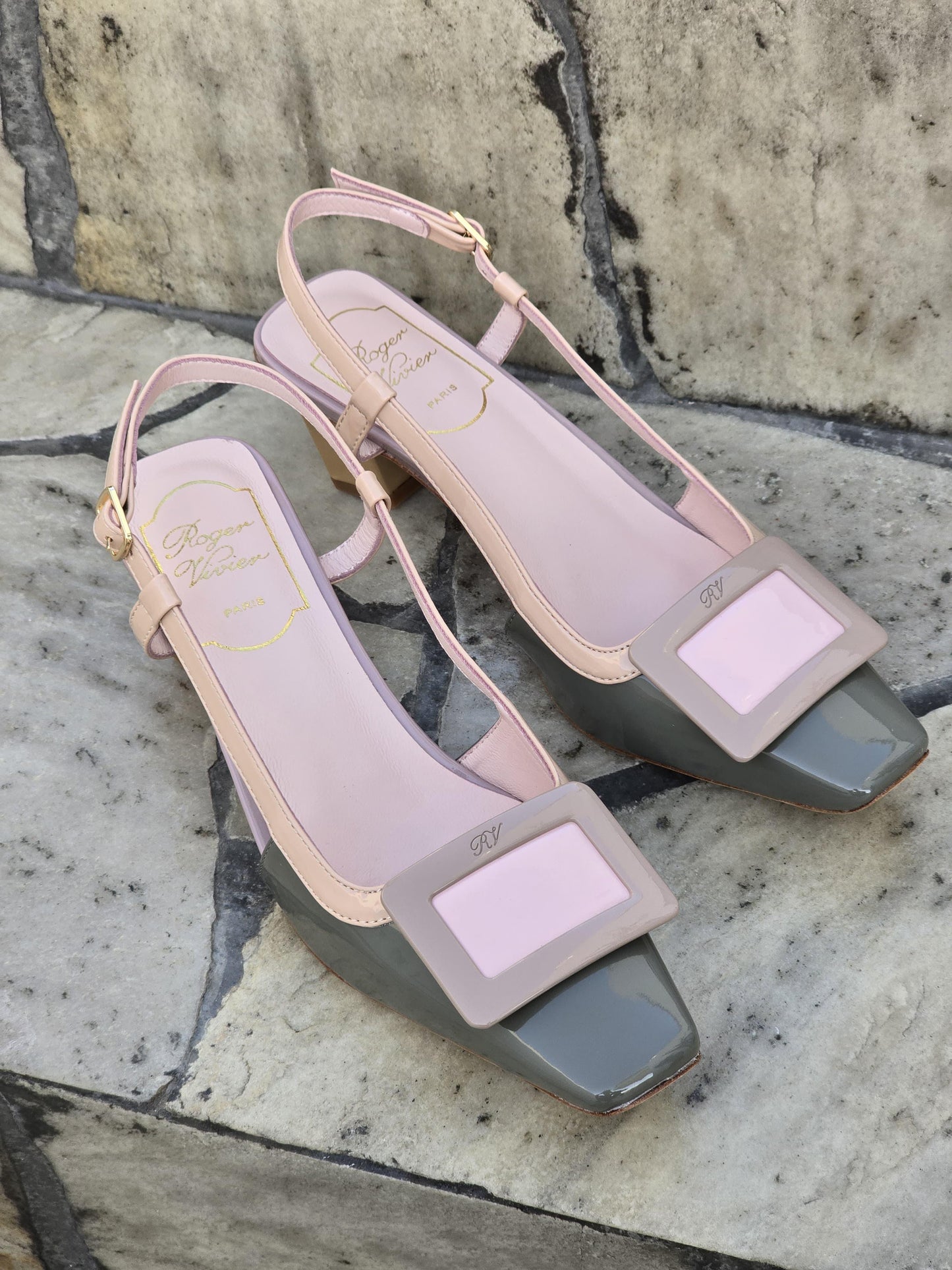 ROGER VIVIER