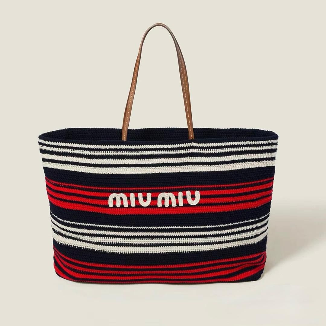 MIU MIU